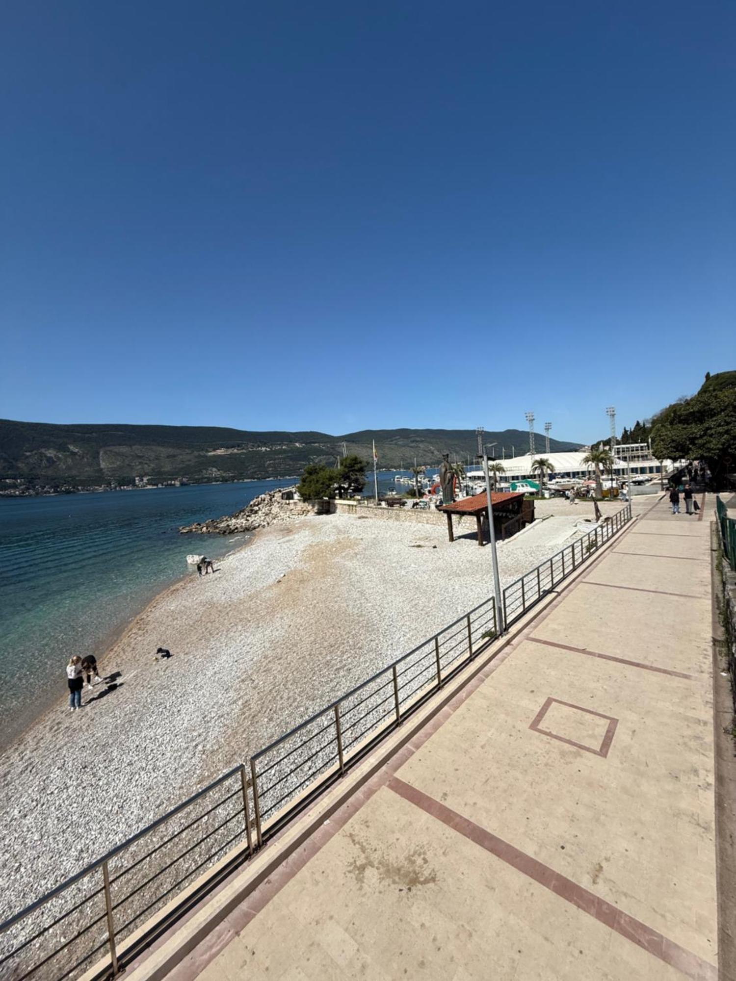 Skver Studio Apartments Herceg Novi Exterior photo